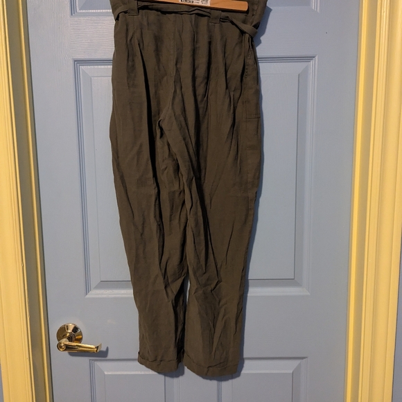 Capri pants - Picture 2 of 4